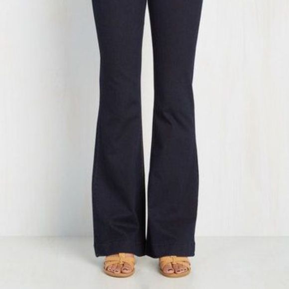 Let’s Get Retro Jeans - Picture 6 of 6